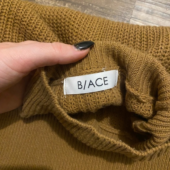 B/ACE cowl neck sweater - Picture 4 of 5